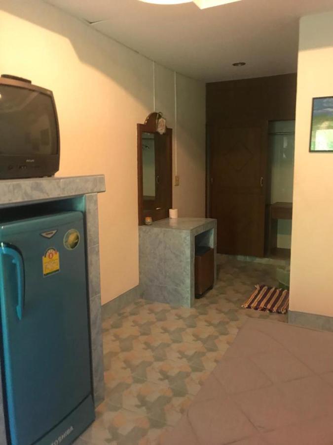 Oyo 851 On Hill Residence Patong Экстерьер фото