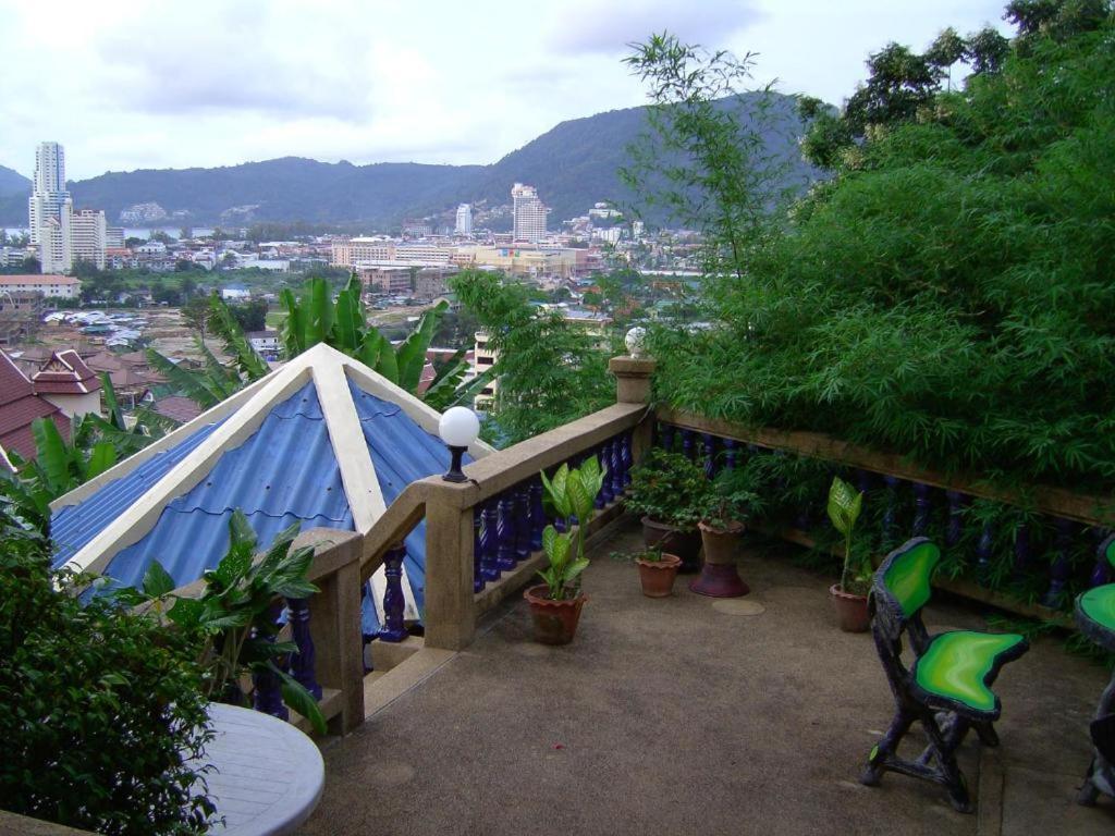 Oyo 851 On Hill Residence Patong Экстерьер фото