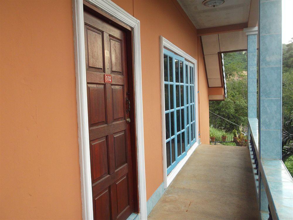 Oyo 851 On Hill Residence Patong Экстерьер фото